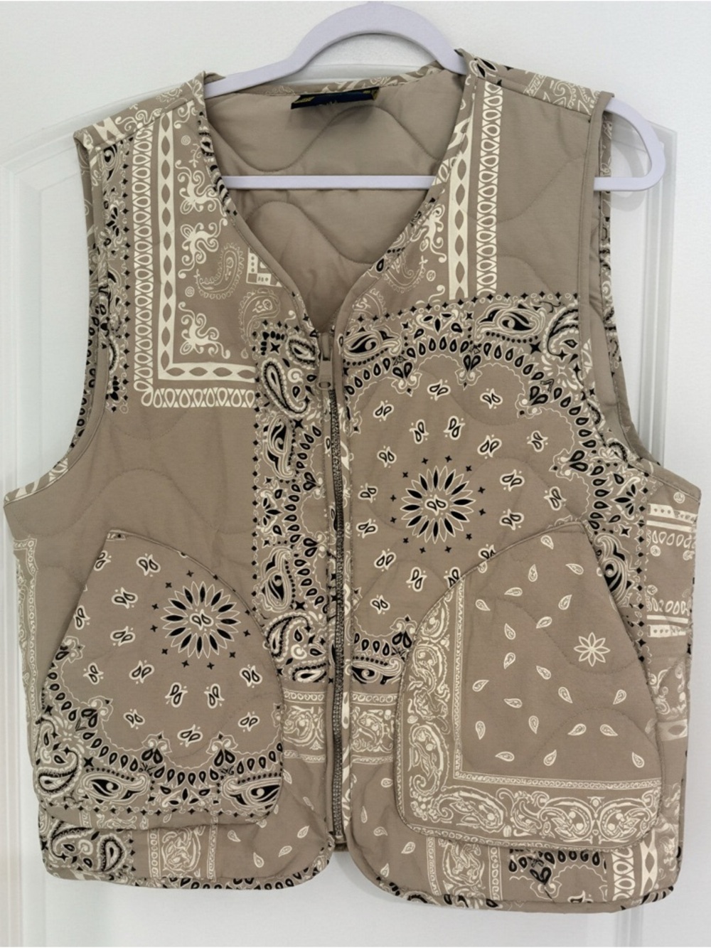 Bandana-Print Quilted Vest in Taupe